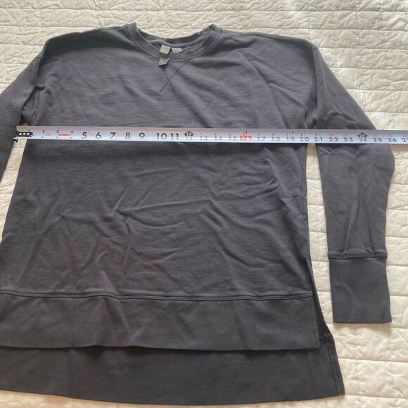 Sweaty Betty Soft Stretch Dark Grey Crew Sweatshirt with Finger holes Size 6 - Picture 6 of 7